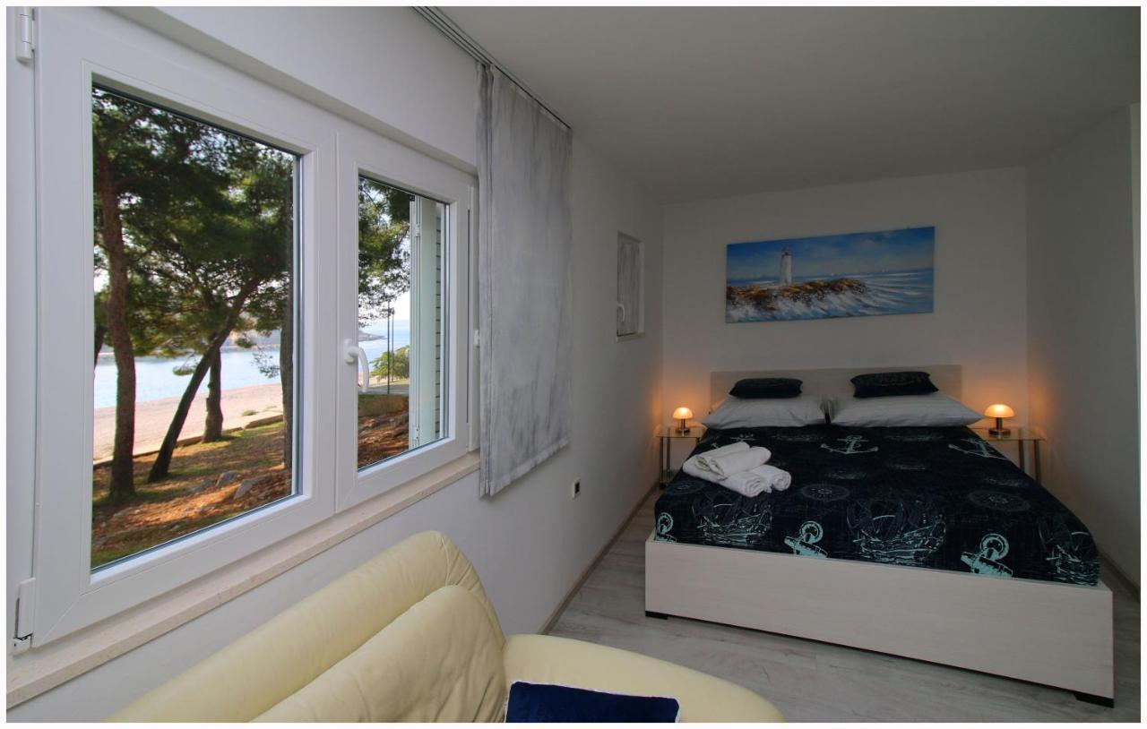 Apartments Eva Primošten Extérieur photo